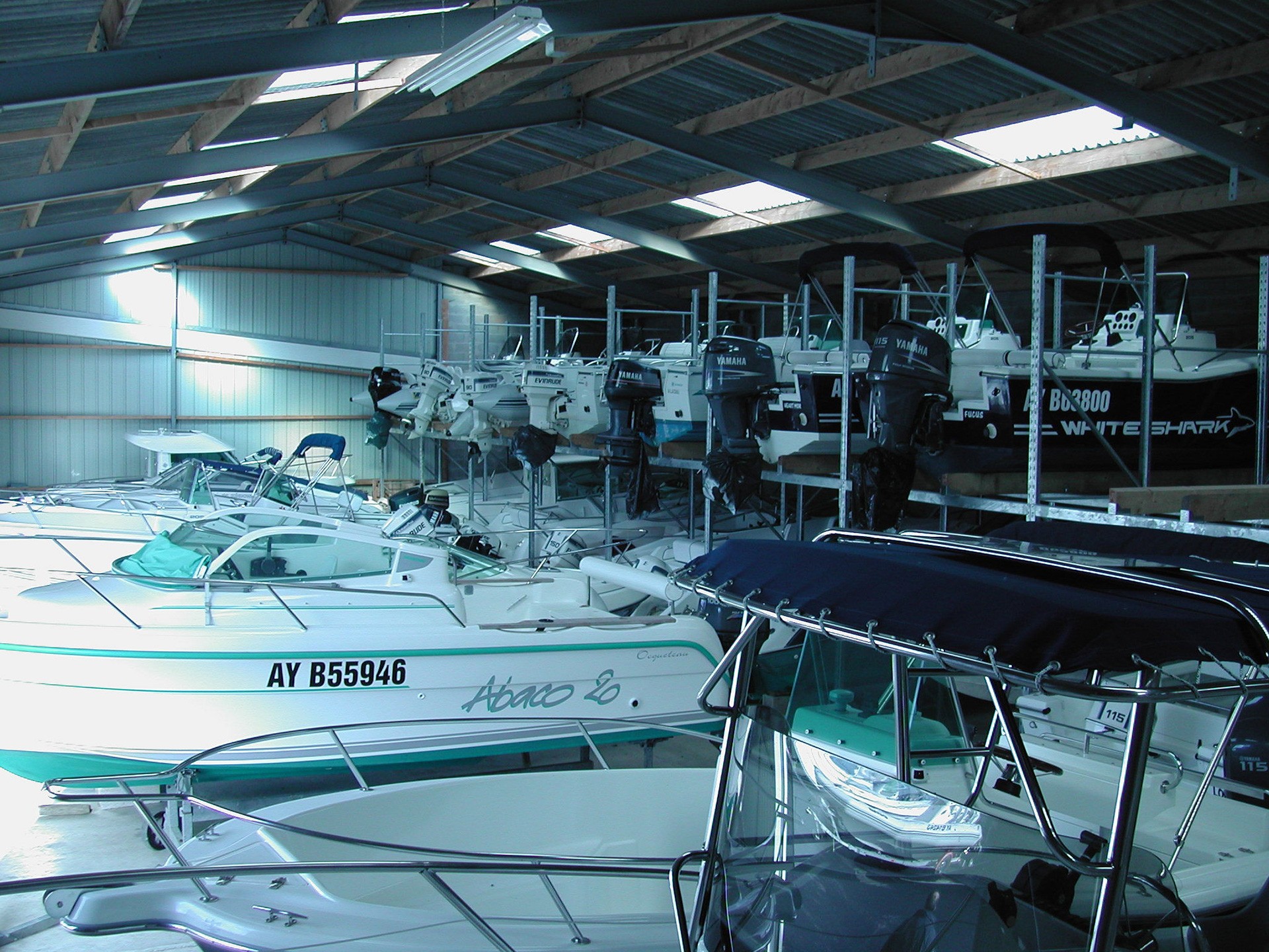 Stockage de bateau rack port à sec et hivernage Provost